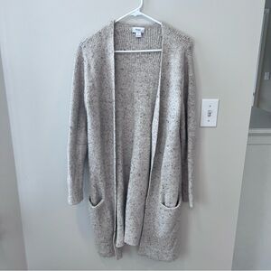 Old Navy Heavy Weight Gray Knit Sweater